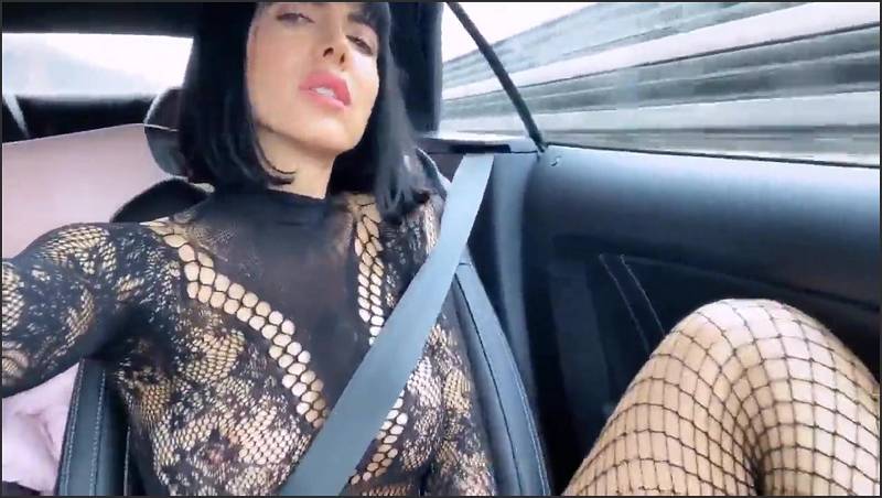 Milo Moire wird superheiß.