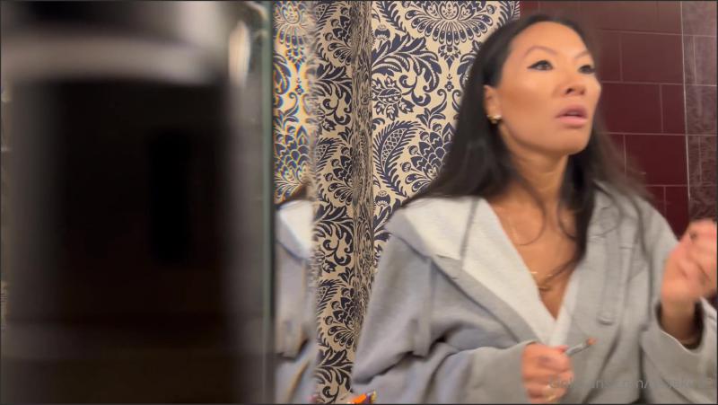 Makeup Solo-Masturbation